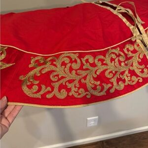Nicole Miller Red and Gold Tree Skirt